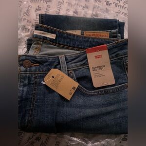 Levi's Women's Classic Straight Leg Blue Jeans